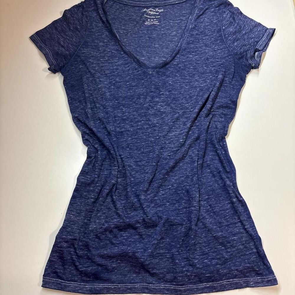American Eagle Women's Blue T-shirt M